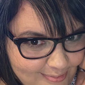 Meet your Posher, Alaina